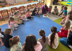 Przygotowanie dzieci do pracy z gliną.