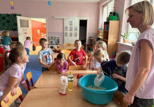 Nauka obsługi miksera.