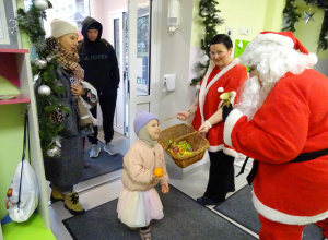 Mikołajki, kiermasz i warsztaty - świąteczne spotkania społeczności przedszkolnej