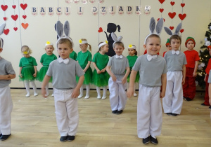 Występ artystyczny dzieci z grupy Bratki.