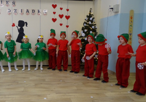 Występ artystyczny dzieci z grupy Bratki.