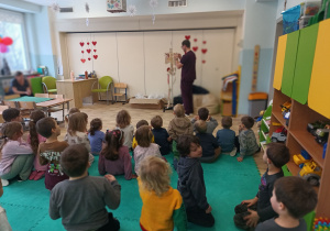 Zapoznanie dzieci z pracą lekarza - ortopedy.