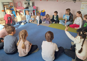 Zajęcia tematyczne w grupie Chabry.