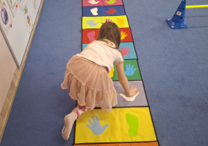 Zajęcia ruchowe w grupie Maki.