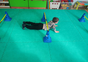 Zabawy ruchowe w Bratkach.