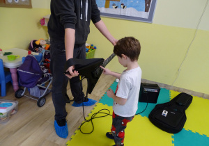 Zapoznanie z instrumentem.