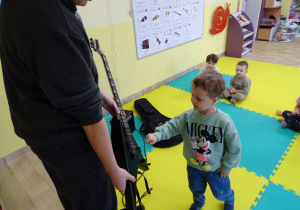 Zapoznanie z instrumentem.