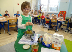 Pieczenie pierników w Niezapominajkach